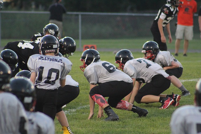 她受到了前 她受到了前